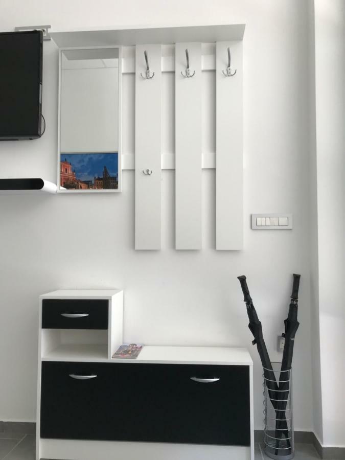 Apartamento Viktor Liubliana Exterior foto