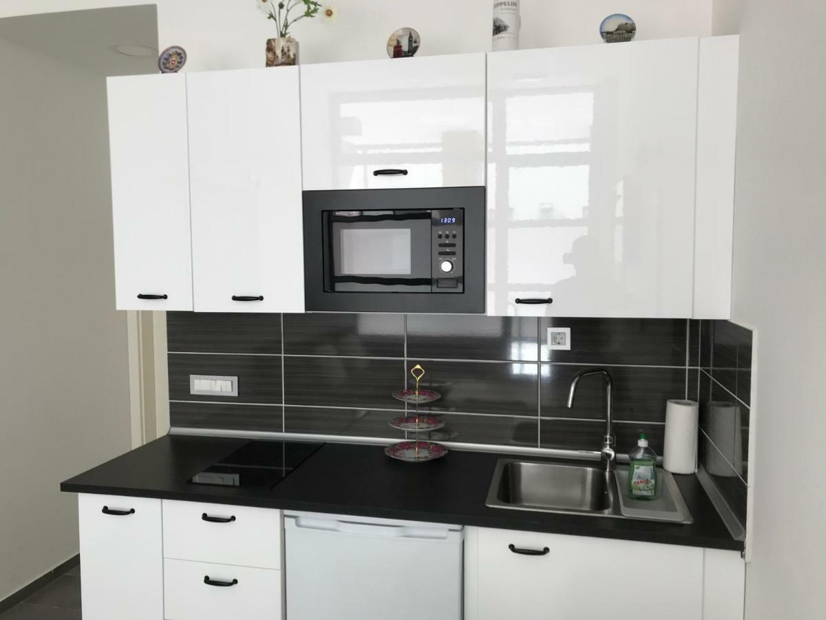 Apartamento Viktor Liubliana Exterior foto
